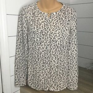 Loft blouse womens size S animal‎ print